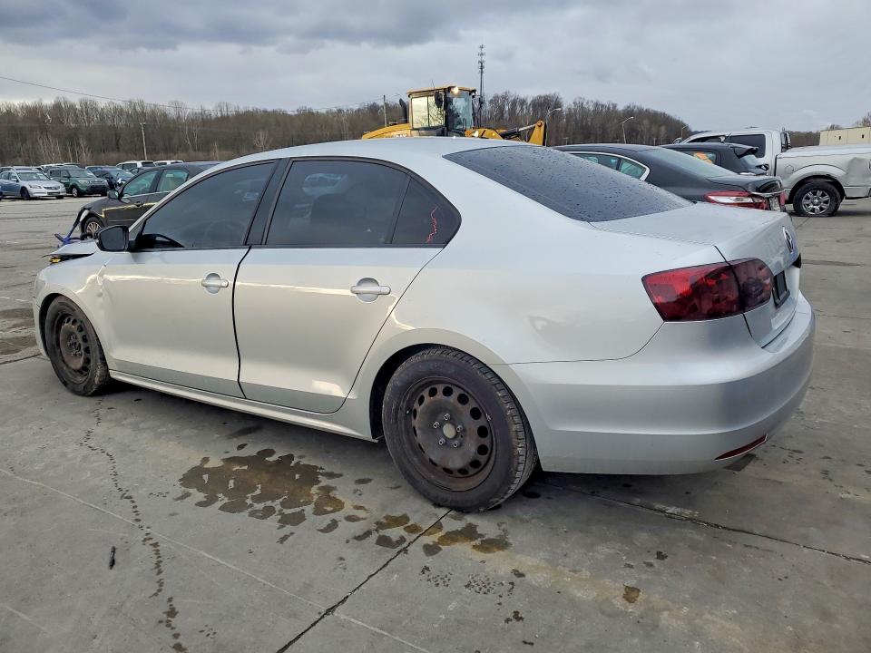 46423446 :رقم المزاد ، 3VWDX7AJ8DM294356 vin ، 2013 Volkswagen Jetta مزاد بيع