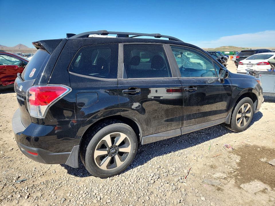 Продаж на аукціоні авто 2018 Subaru Forester, vin: JF2SJAEC5JH428102, номер лоту: 41669016