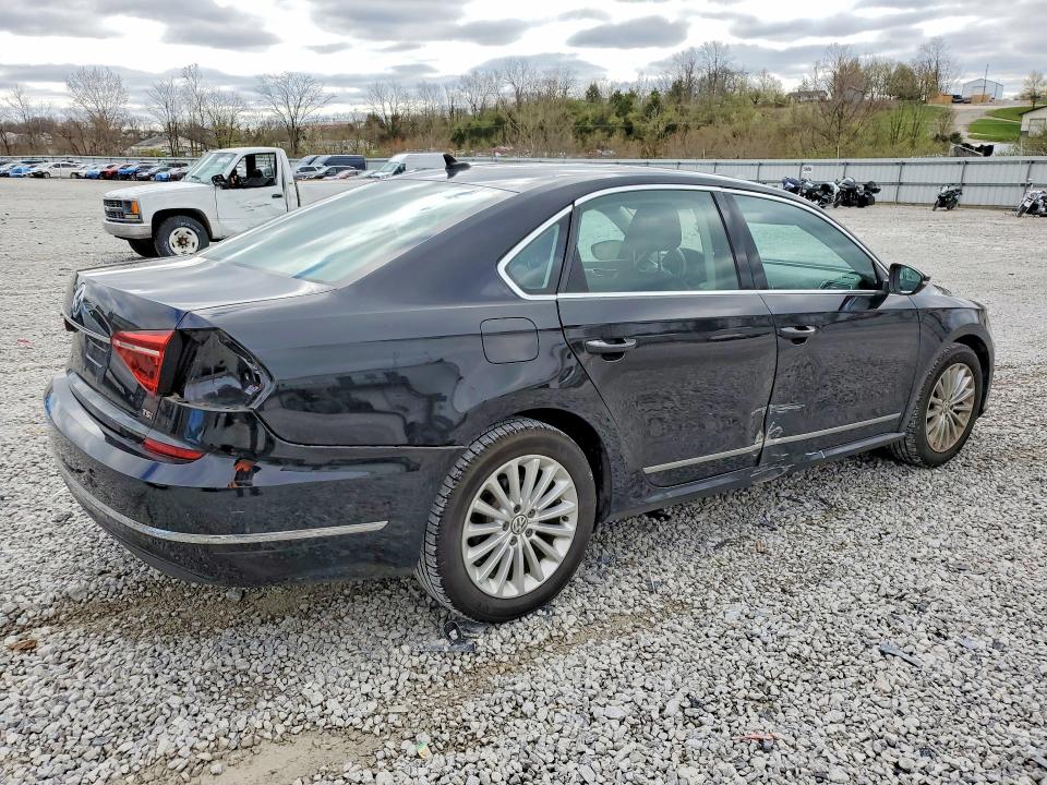 2017 Volkswagen Passat მანქანა იყიდება აუქციონზე, vin: 1VWBT7A38HC013619, აუქციონის ნომერი: 46509546