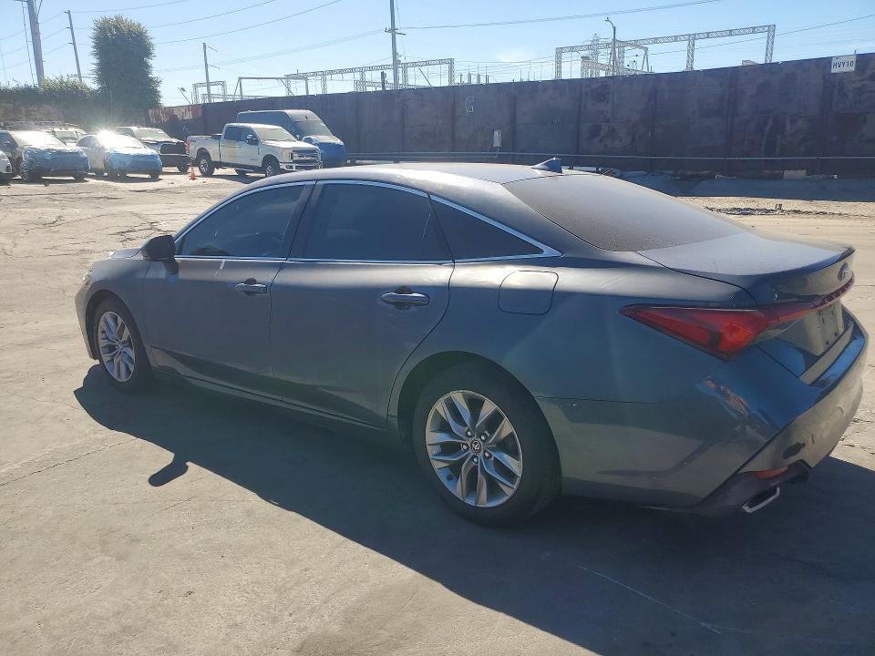 77768325 :رقم المزاد ، 4T1BZ1FBXKU002892 vin ، 2019 Toyota Avalon مزاد بيع