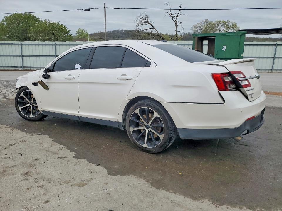 47750906 :رقم المزاد ، 1FAHP2KT8FG151336 vin ، 2015 Ford Taurus مزاد بيع