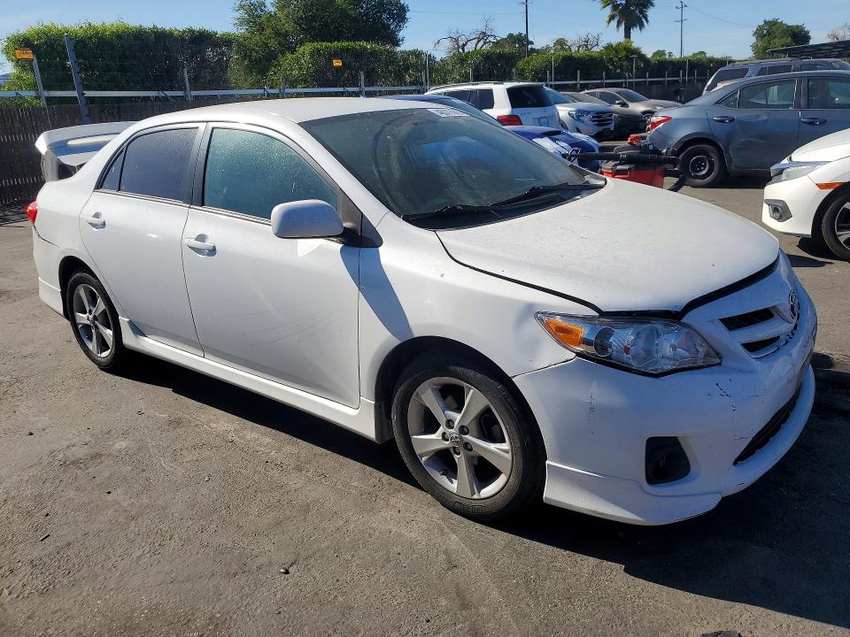 Продаж на аукціоні авто 2013 Toyota Corolla, vin: 2T1BU4EE9DC998637, номер лоту: 46377446