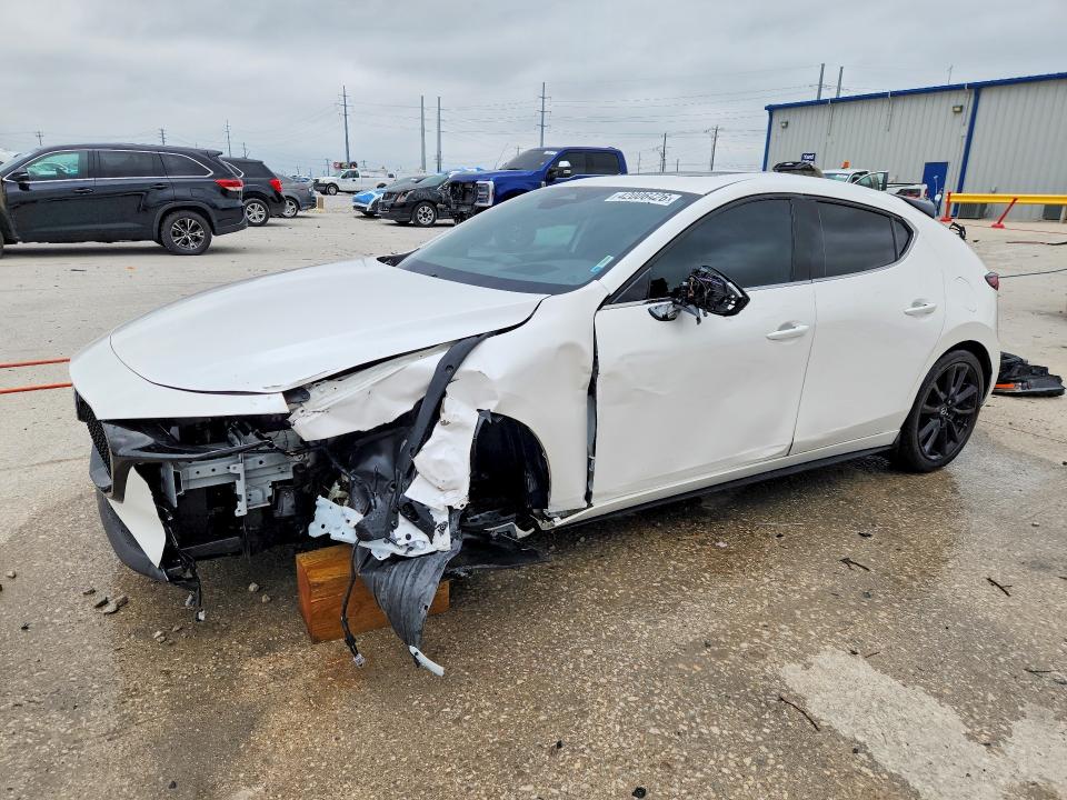 42006426 :رقم المزاد ، JM1BPBNY6R1656550 vin ، 2024 Mazda 3 مزاد بيع