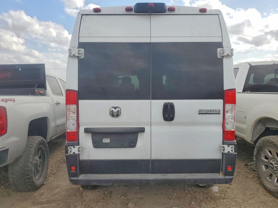 75224865 :رقم المزاد ، 3C6LRVDGXPE576100 vin ، 2023 Ram Promaster 2500 مزاد بيع