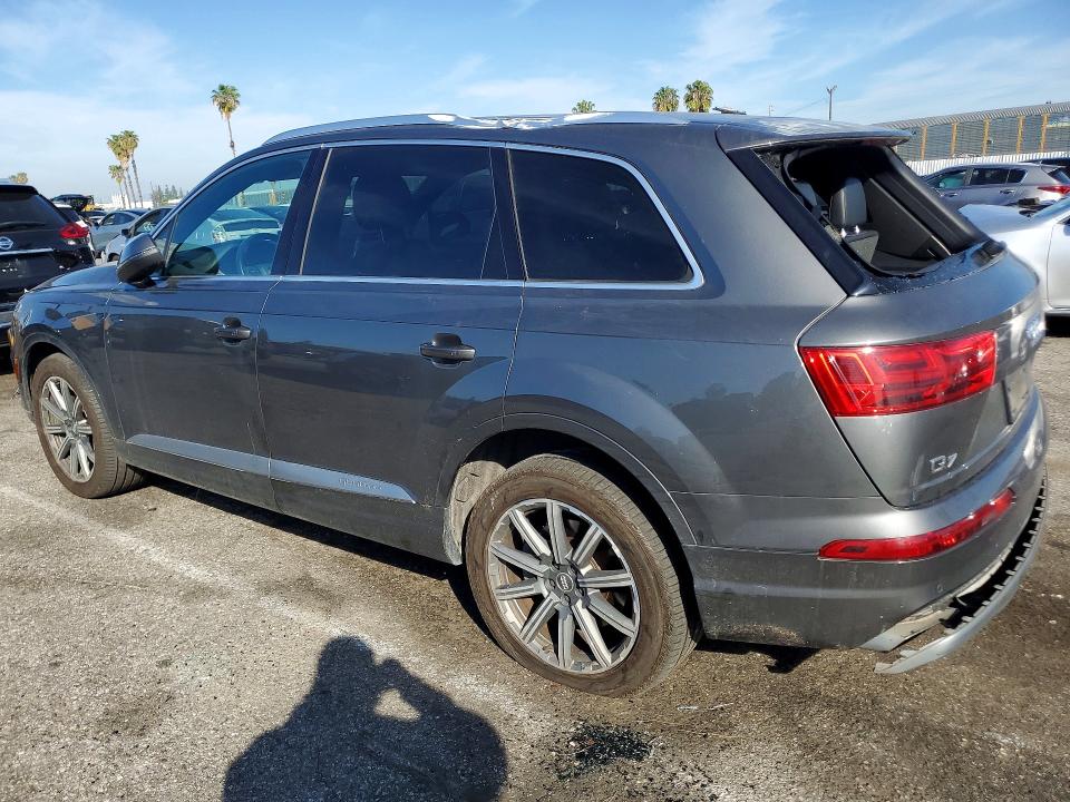 Продажа на аукционе авто 2019 Audi Q7, vin: WA1LHAF74KD035520, номер лота: 79543735