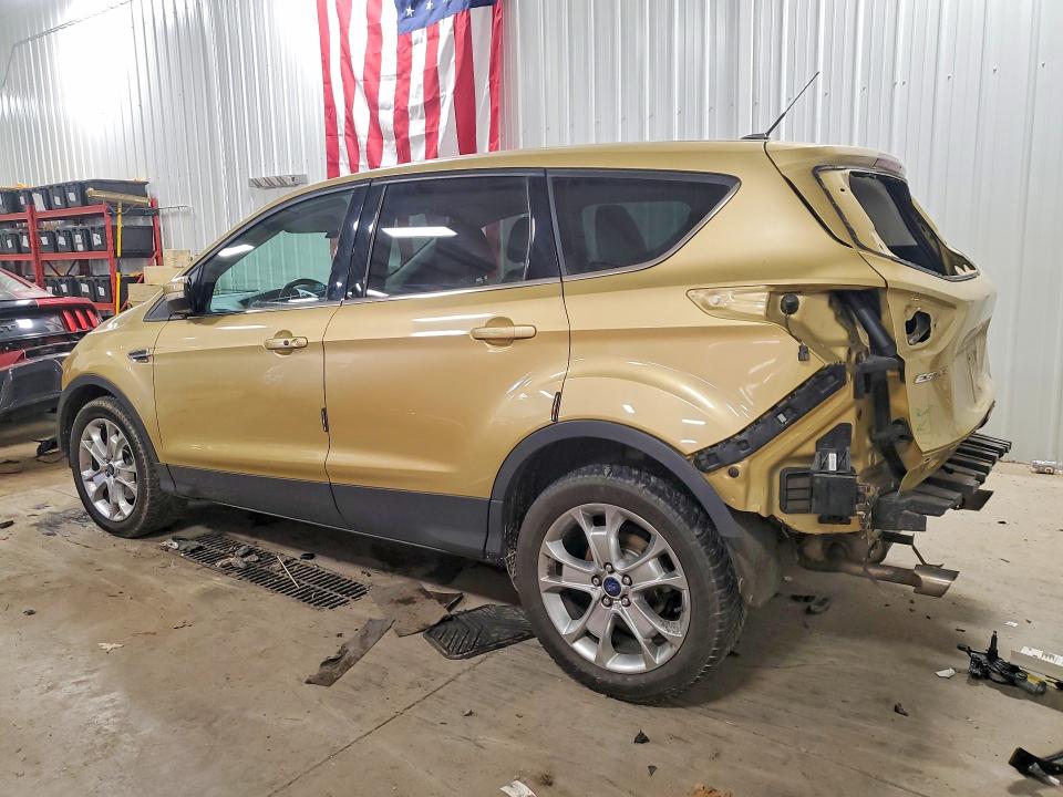 2014 Ford Escape მანქანა იყიდება აუქციონზე, vin: 1FMCU9J97EUC30391, აუქციონის ნომერი: 47392176