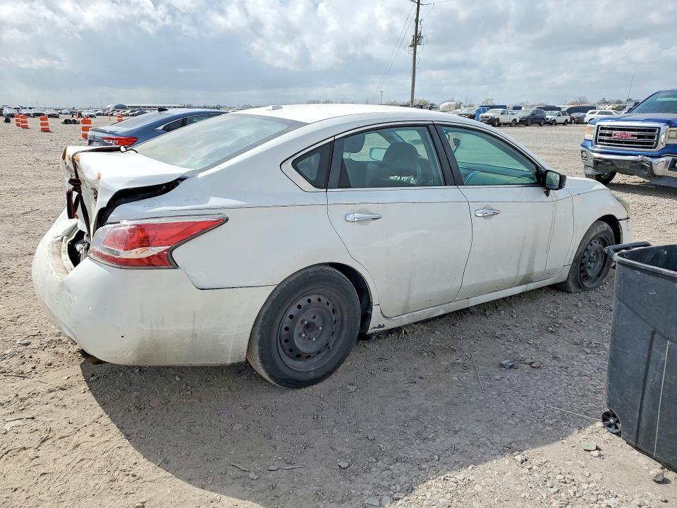 79821125 :رقم المزاد ، 1N4AL3AP7FC456597 vin ، 2015 Nissan Altima مزاد بيع