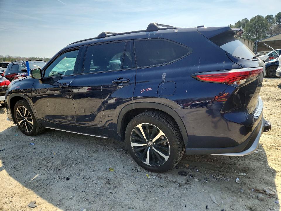 46891846 :رقم المزاد ، 5TDLZRBH3NS242845 vin ، 2022 Toyota Highlander مزاد بيع