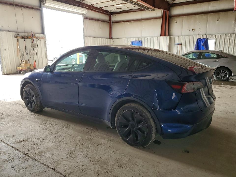Продажа на аукционе авто 2024 Tesla Model Y, vin: 7SAYGAEE2RF211789, номер лота: 45984246