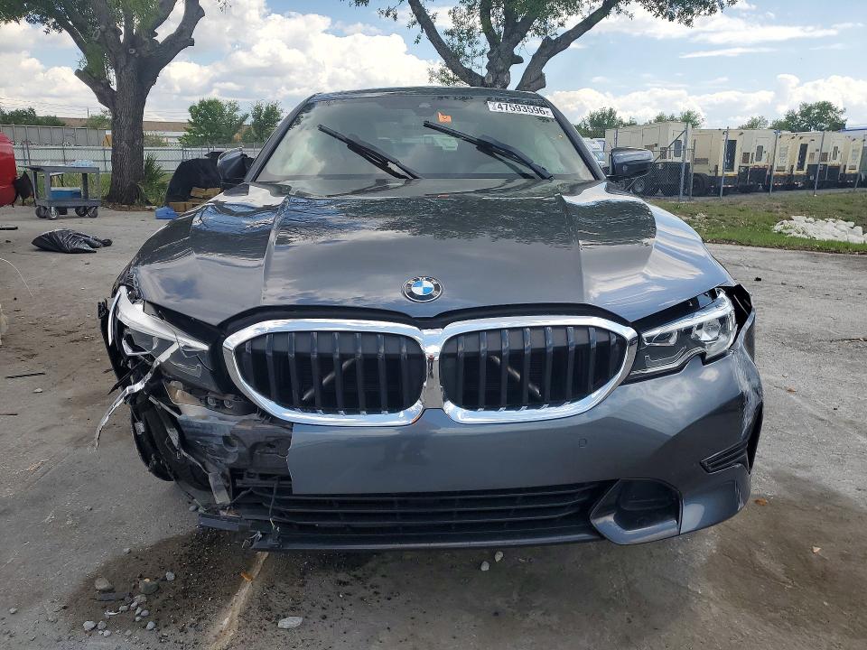 47593596 :رقم المزاد ، 3MW5R1J07M8C06182 vin ، 2021 Bmw 330i مزاد بيع