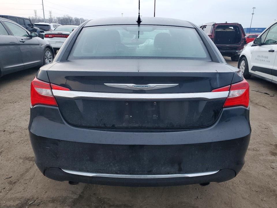 47020286 :رقم المزاد ، 1C3CCBCG9CN326237 vin ، 2012 Chrysler 200 مزاد بيع