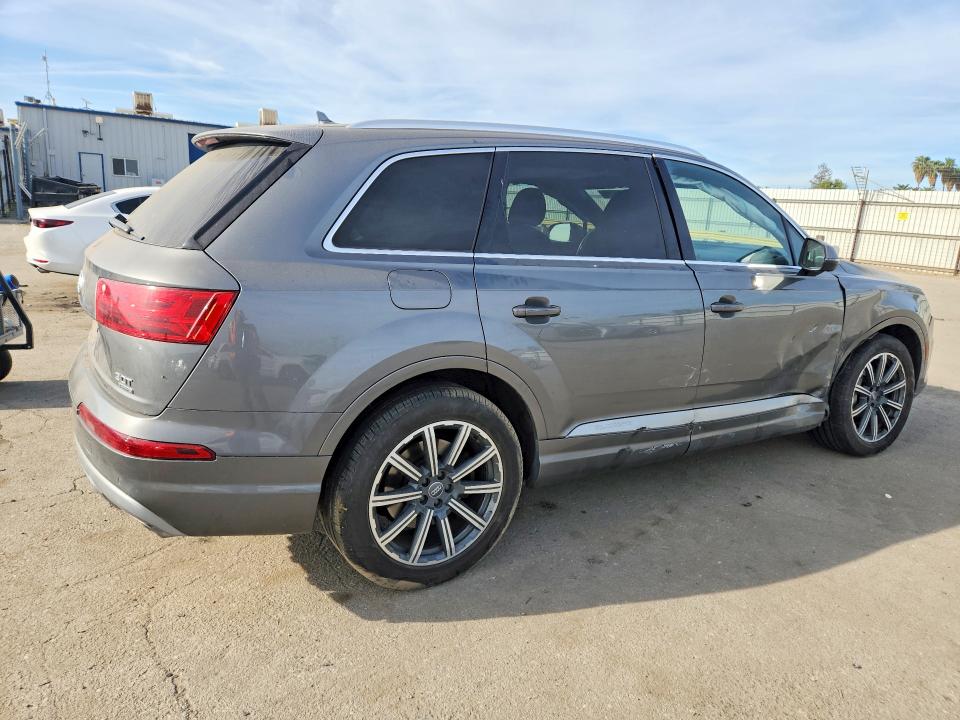 Продажа на аукционе авто 2017 Audi Q7, vin: WA1LAAF72HD016719, номер лота: 47391716