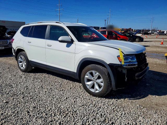 41827696 :رقم المزاد ، 1V2CR2CA8JC571320 vin ، 2018 Volkswagen Atlas مزاد بيع
