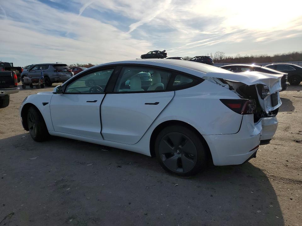 2022 Tesla Model 3 მანქანა იყიდება აუქციონზე, vin: 5YJ3E1EB6NF176946, აუქციონის ნომერი: 47279966