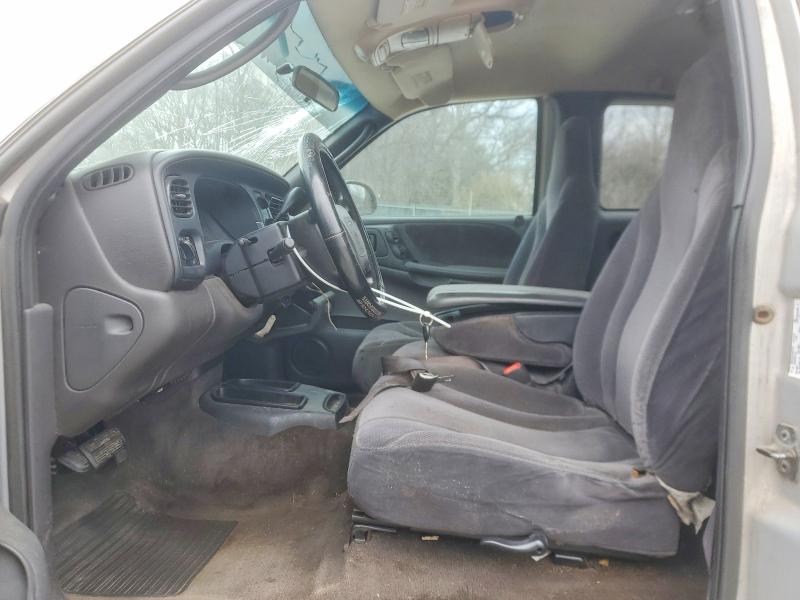 Продажа на аукционе авто 2000 Dodge Dakota, vin: 1B7GL22X4YS553407, номер лота: 79737035