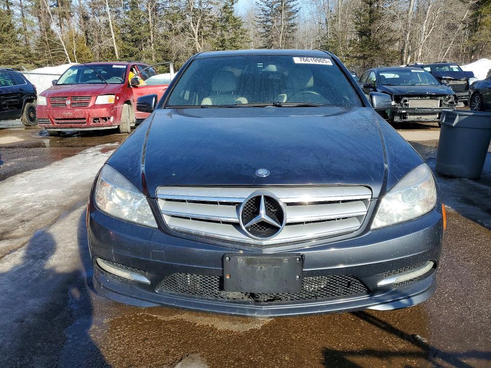 2011 Mercedes-benz C მანქანა იყიდება აუქციონზე, vin: WDDGF8FB7BA505041, აუქციონის ნომერი: 76619905