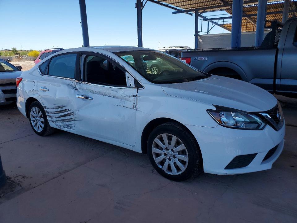 45851646 :رقم المزاد ، 3N1AB7AP7JY293375 vin ، 2018 Nissan Sentra مزاد بيع