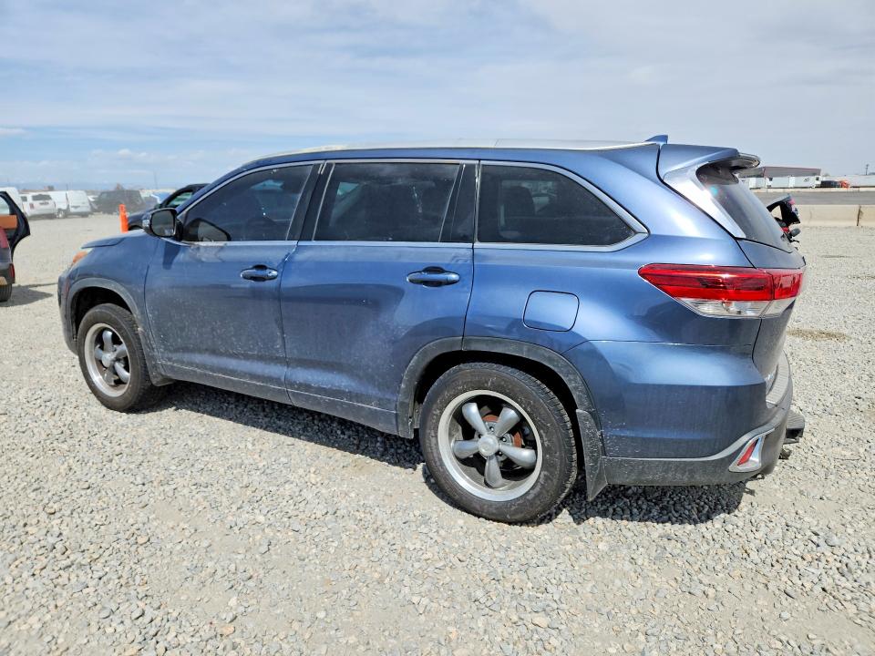 Продажа на аукционе авто 2017 Toyota Highlander, vin: 5TDBZRFH0HS465032, номер лота: 47967576
