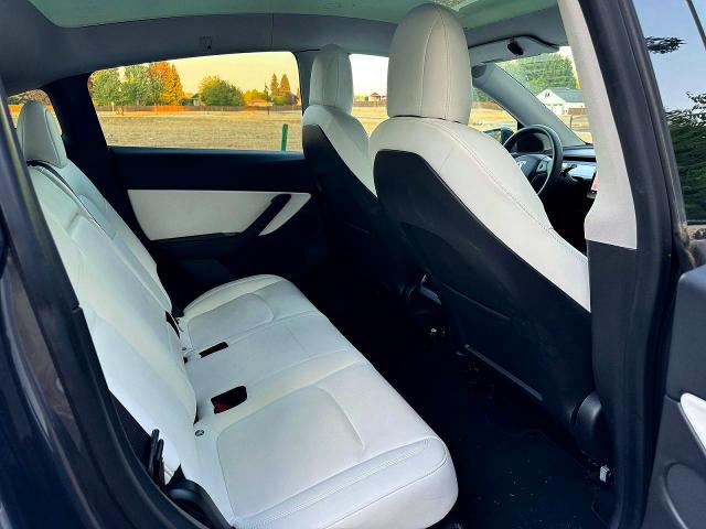 Продажа на аукционе авто 2021 Tesla Model Y, vin: 5YJYGDED6MF106087, номер лота: 45565236