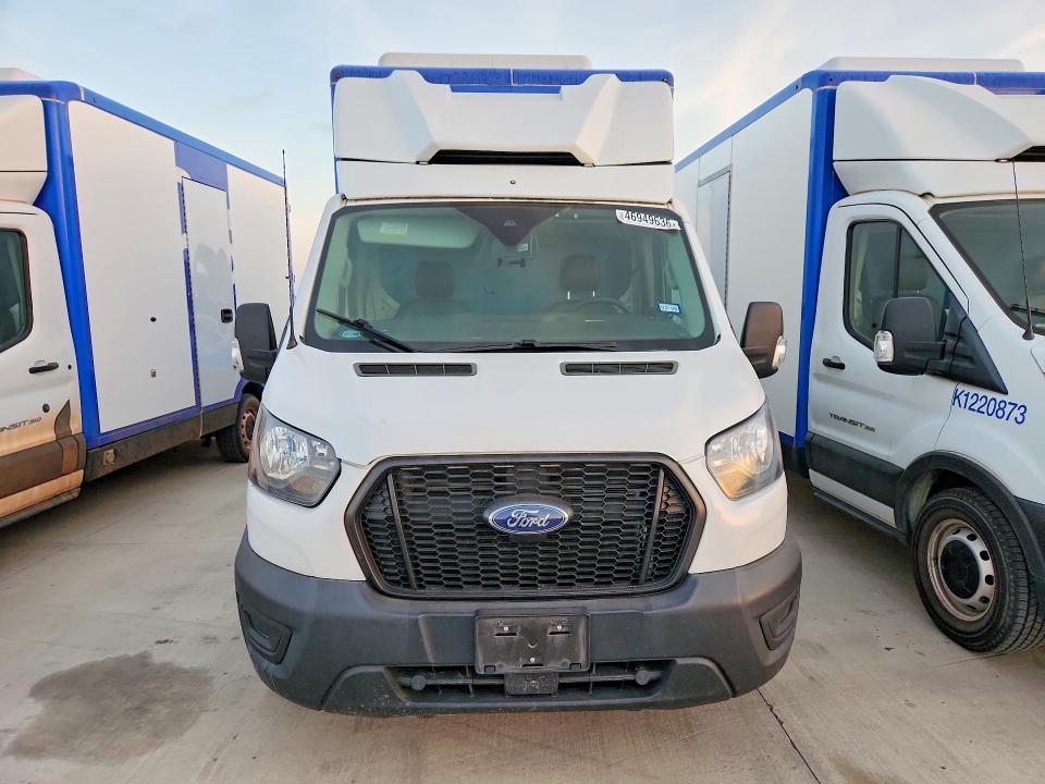 46949636 :رقم المزاد ، 1FDBW5Z83NKA35698 vin ، 2022 Ford Transit مزاد بيع