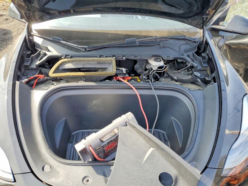 47640196 :رقم المزاد ، 5YJYGDEF1MF178476 vin ، 2021 Tesla Model Y مزاد بيع
