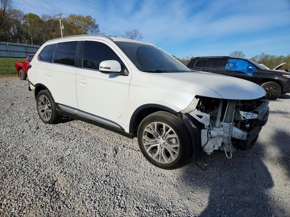 Продаж на аукціоні авто 2018 Mitsubishi Outlander, vin: JA4AD3A3XJZ011498, номер лоту: 47062766