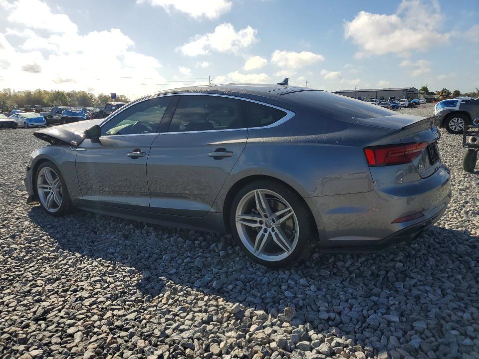2019 Audi A5 მანქანა იყიდება აუქციონზე, vin: WAUENCF50KA030511, აუქციონის ნომერი: 45704556