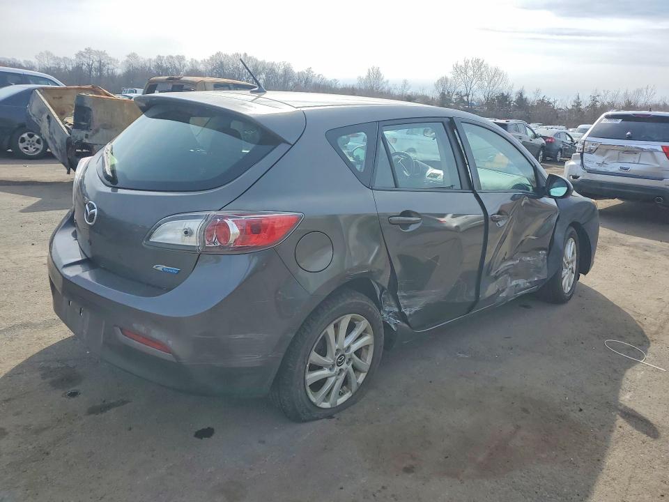 47476646 :رقم المزاد ، JM1BL1MPXD1726767 vin ، 2013 Mazda 3 مزاد بيع