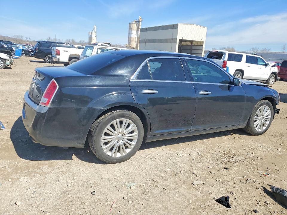 45992726 :رقم المزاد ، 2C3CCAJG5DH712516 vin ، 2013 Chrysler 300c مزاد بيع