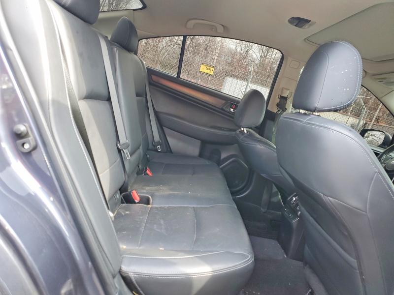 41585546 :رقم المزاد ، 4S3BNBL69F3037514 vin ، 2015 Subaru Legacy مزاد بيع