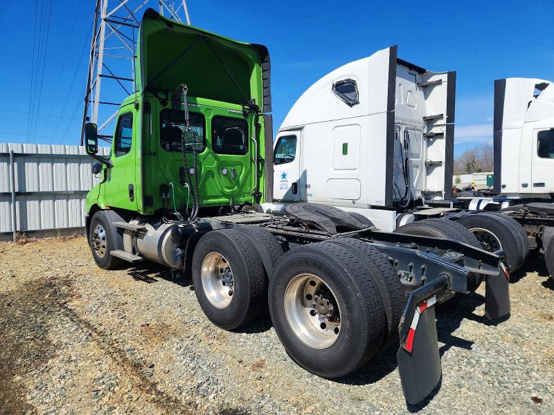 Продаж на аукціоні авто 2020 Freightliner Cascadia 116, vin: 1FUJHTDV7LLLC2050, номер лоту: 45956456