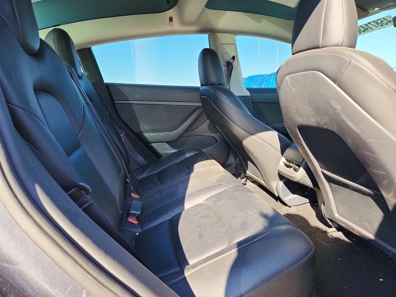 45871436 :رقم المزاد ، 5YJ3E1EB9NF276250 vin ، 2022 Tesla Model 3 مزاد بيع