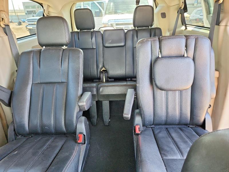 48117676 :رقم المزاد ، 2C4RC1BG3GR206640 vin ، 2016 Chrysler Town & Country مزاد بيع