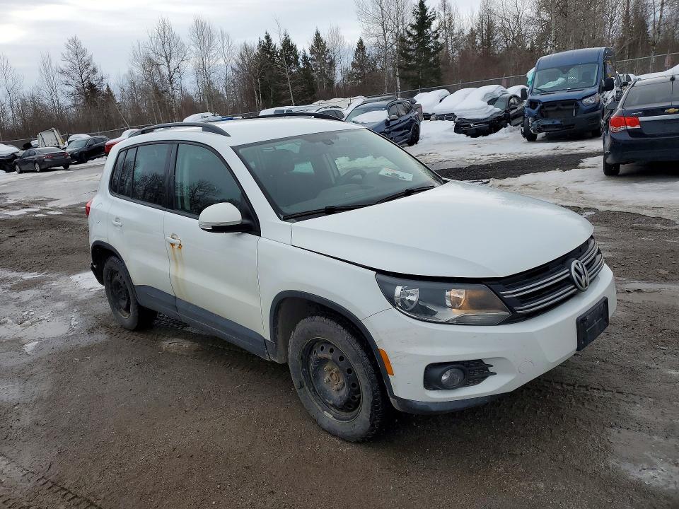Продаж на аукціоні авто 2016 Volkswagen Tiguan, vin: WVGJV7AX8GW617997, номер лоту: 41939916