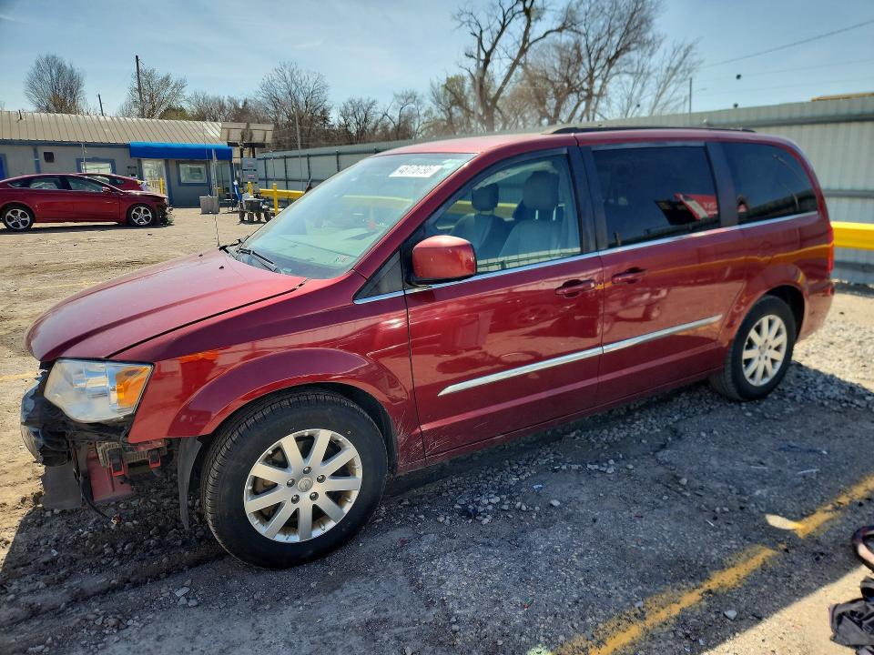 2014 Chrysler Town & Country მანქანა იყიდება აუქციონზე, vin: 2C4RC1BGXER325105, აუქციონის ნომერი: 46176796