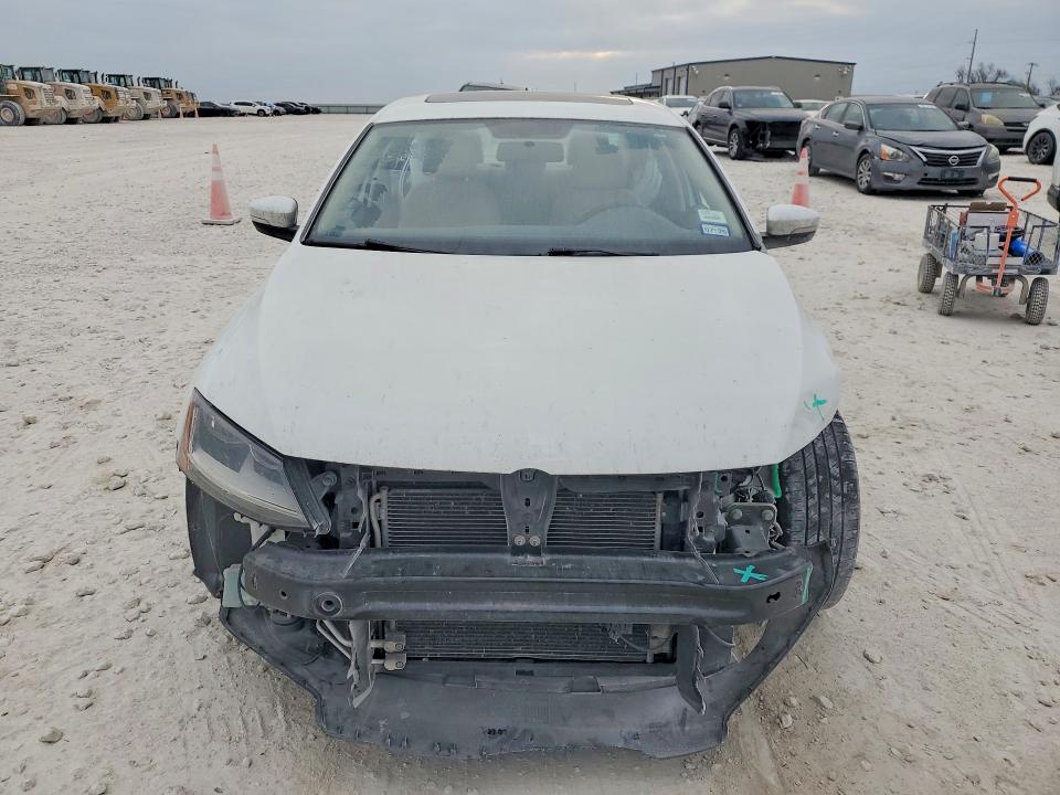 Продажа на аукционе авто 2017 Volkswagen Jetta, vin: 3VWDB7AJ3HM321211, номер лота: 47584186
