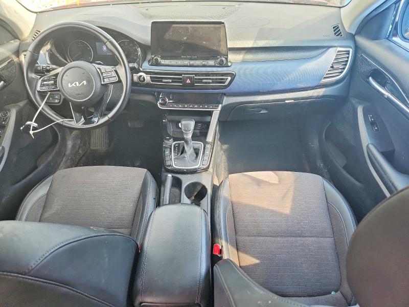 2023 Kia Seltos მანქანა იყიდება აუქციონზე, vin: KNDEUCA20P7422797, აუქციონის ნომერი: 77296095