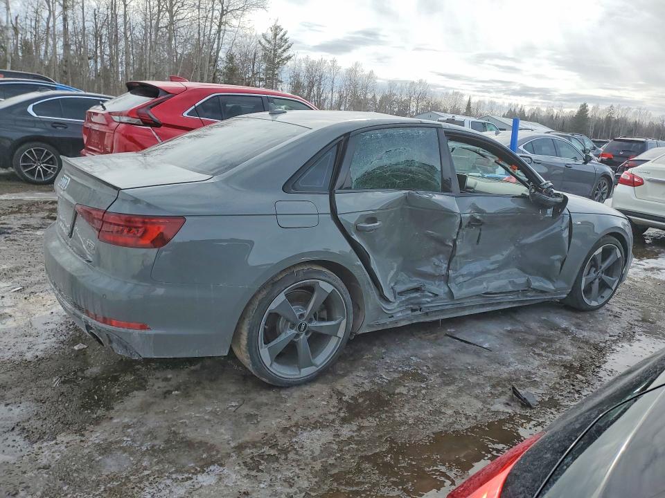 2018 Audi A4 მანქანა იყიდება აუქციონზე, vin: WAUENAF47JA032606, აუქციონის ნომერი: 79344505