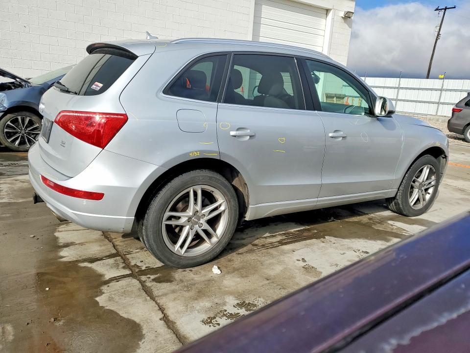 79122605 :رقم المزاد ، WA1LKAFPXAA085288 vin ، 2010 Audi Q5 مزاد بيع