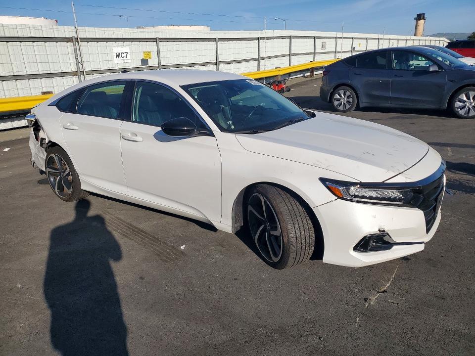 2021 Honda Accord მანქანა იყიდება აუქციონზე, vin: 1HGCV1F4XMA121795, აუქციონის ნომერი: 46041246