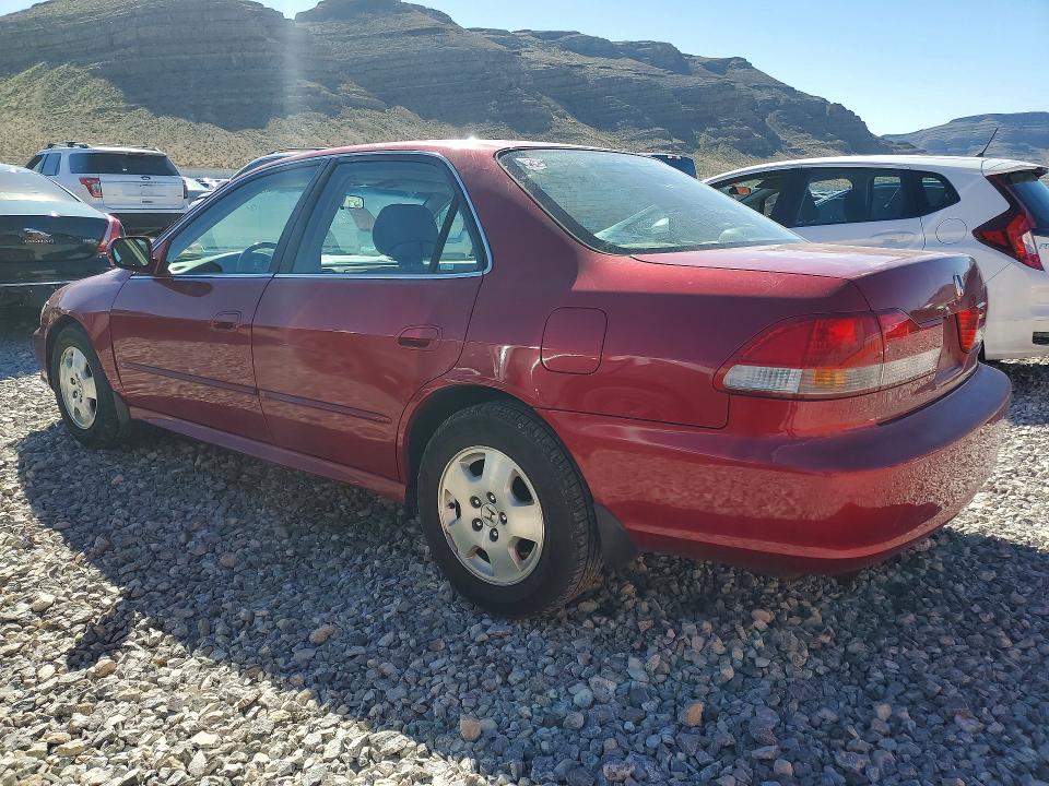 50521466 :رقم المزاد ، 1HGCG16542A064851 vin ، 2002 Honda Accord مزاد بيع