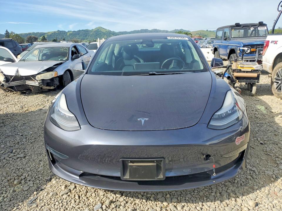 45878166 :رقم المزاد ، 5YJ3E1EBXLF620214 vin ، 2020 Tesla Model 3 مزاد بيع