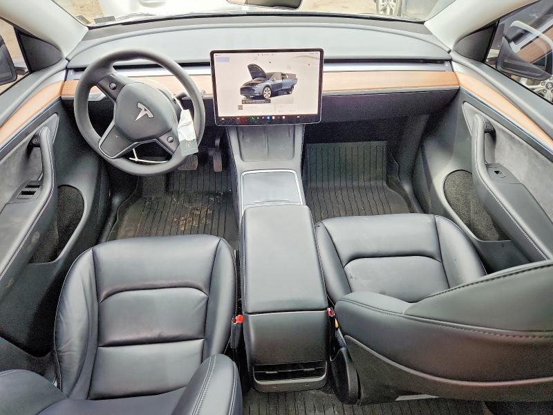 47696336 :رقم المزاد ، 7SAYGDED2RF095485 vin ، 2024 Tesla Model Y مزاد بيع