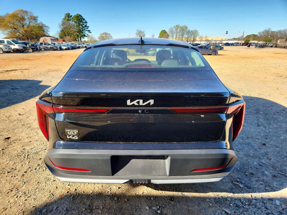 2025 Kia K4 მანქანა იყიდება აუქციონზე, vin: 3KPFT4DE4SE156907, აუქციონის ნომერი: 45958146