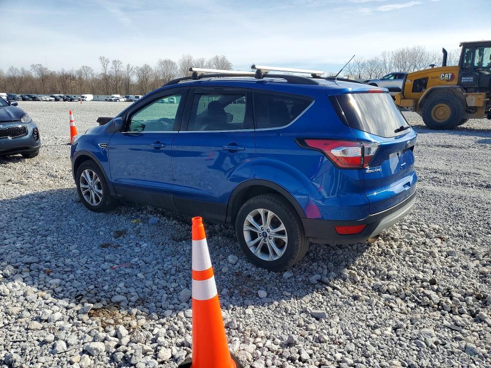 47351216 :رقم المزاد ، 1FMCU9GD5JUC61967 vin ، 2018 Ford Escape مزاد بيع