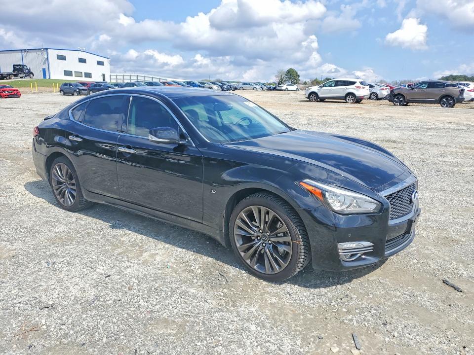 45668796 :رقم المزاد ، JN1BY1AR1HM770610 vin ، 2017 Infiniti Q70 مزاد بيع