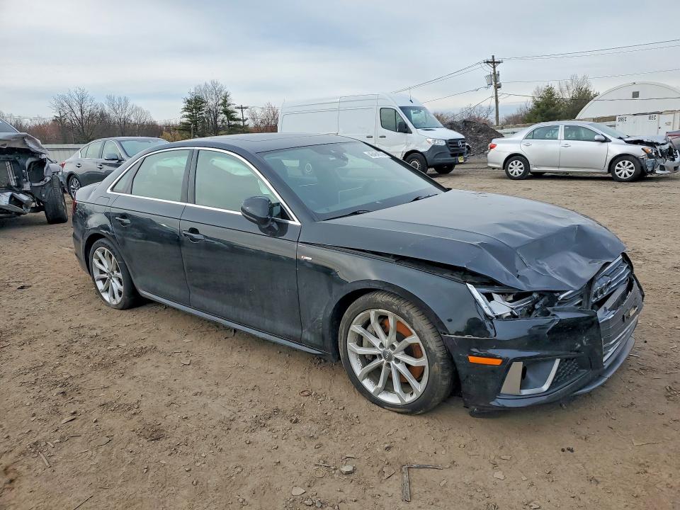 Продаж на аукціоні авто 2019 Audi A4, vin: WAUFNAF46KN007758, номер лоту: 46484576
