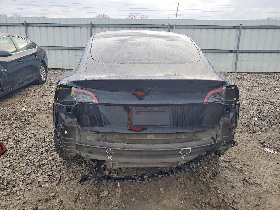 Продажа на аукционе авто 2023 Tesla Model 3, vin: 5YJ3E1EAXPF625281, номер лота: 41585606