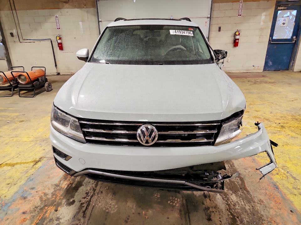 2019 Volkswagen Tiguan მანქანა იყიდება აუქციონზე, vin: 3VV2B7AX2KM038631, აუქციონის ნომერი: 41934196