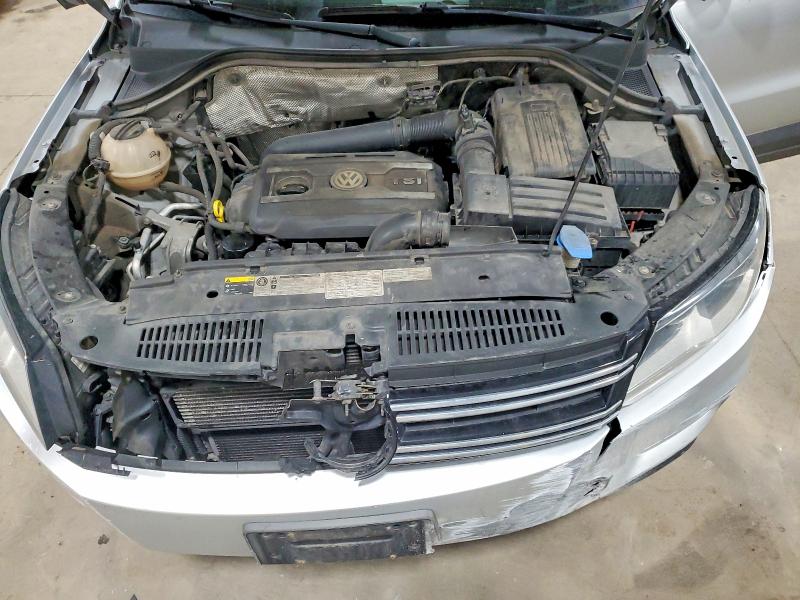45558396 :رقم المزاد ، WVGAV3AXXEW554391 vin ، 2014 Volkswagen Tiguan مزاد بيع